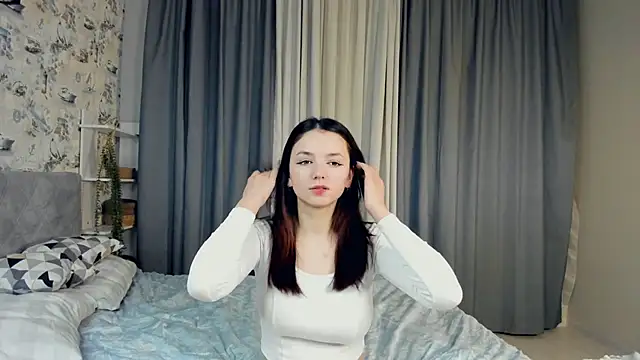 LilianGrindle online show from 01.14.25