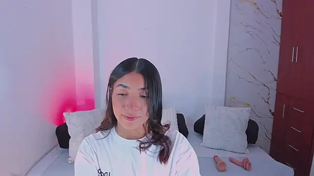 martina roldam online show from 03.28.26