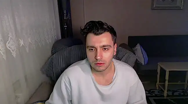 Snapshot of handsomeee04 chatting on 01.21.25 handsomeee04 online show from 01.21.25