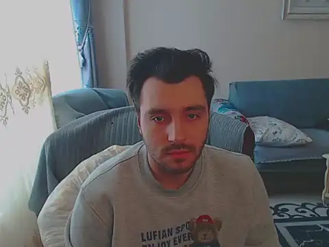 Snapshot of handsomeee04 chatting on 02.25.25 handsomeee04 online show from 02.25.25