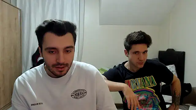 handsomeee04 online show from 10.15.25