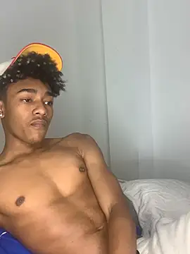 Boy cock18 online show from 01.06.25