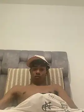 Boy cock18 online show from 02.21.25