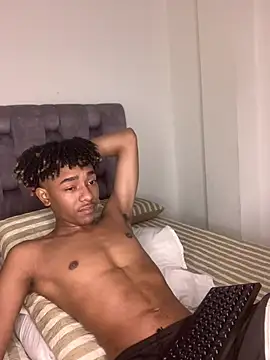 Boy cock18 online show from 02.24.25
