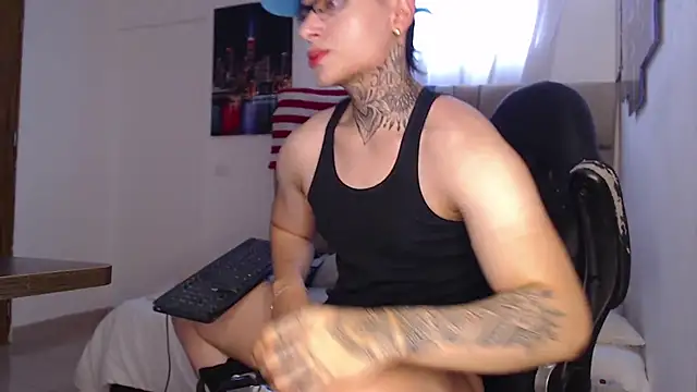 Snapshot of DennisWalkerr chatting on 02.06.25 DennisWalkerr online show from 02.06.25