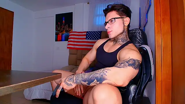 DennisWalkerr online show from 04.12.26