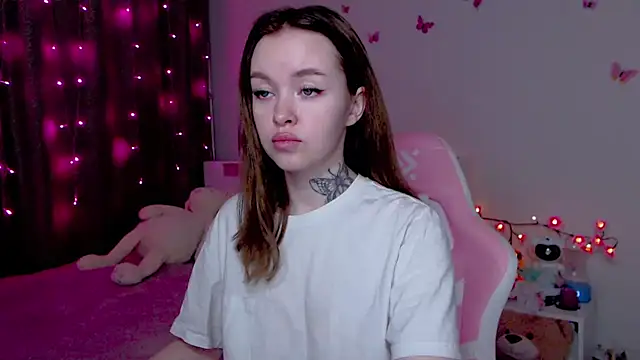 Naughty Mable online show from 10.30.25