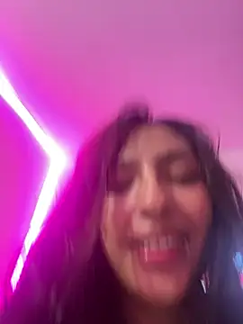 lauuraww online show from 01.26.25