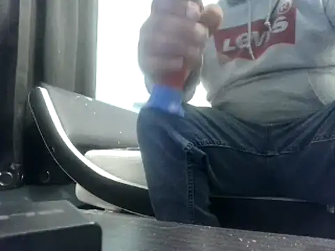 Snapshot of party51502 chatting on 02.14.25 party51502 online show from 02.14.25