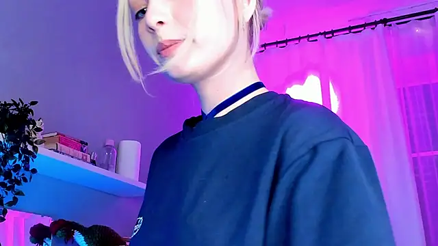 Snapshot of forget_me_not_eve chatting on 02.02.25 forget me not eve online show from 02.02.25