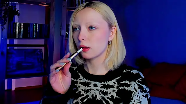 Snapshot of forget_me_not_eve chatting on 02.25.25 forget me not eve online show from 02.25.25