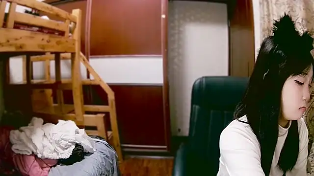 Snapshot of lulu-2002 chatting on 12.27.24 lulu-2002 online show from 12.27.24