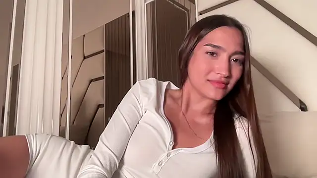 MilenaMilven online show from 11.15.25