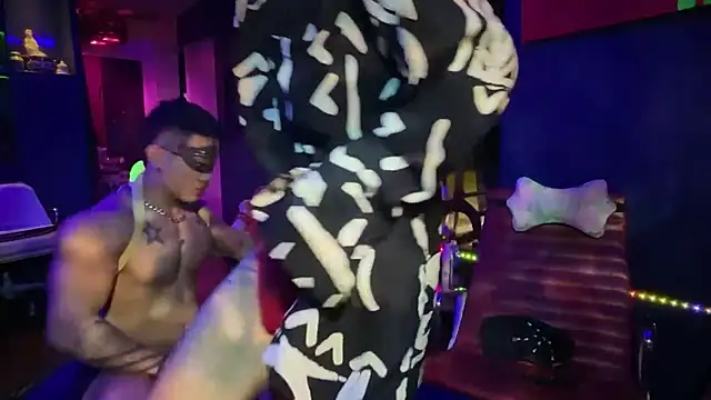 Snapshot of ArabianAsian chatting on 09.15.25 ArabianAsian online show from 09.15.25