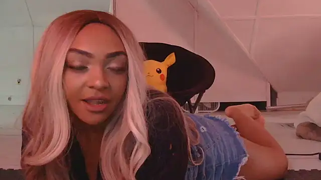 jaslenelovely online show from 12.30.24