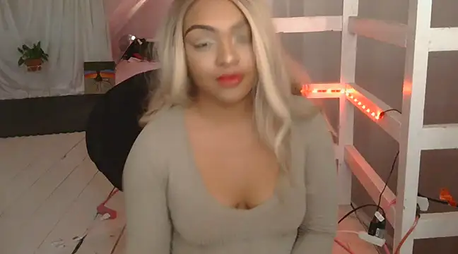 jaslenelovely online show from 01.08.25