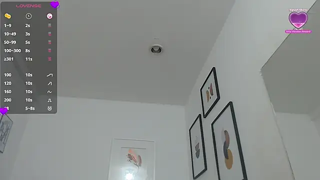 Snapshot of MommyHelpsmee chatting on 02.05.25 MommyHelpsmee online show from 02.05.25