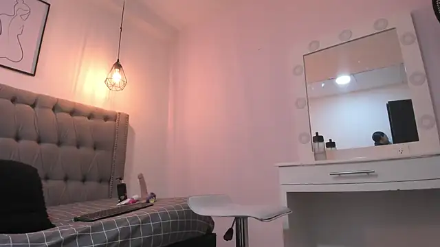 GysellHanson online show from 01.15.25