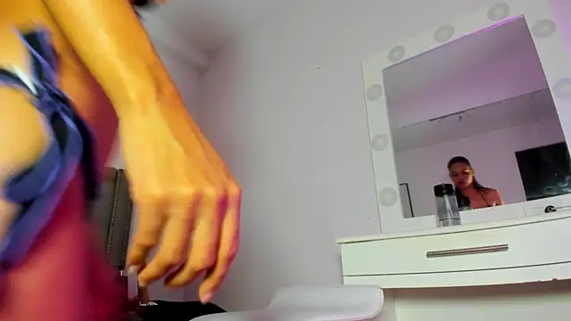 GysellHanson online show from 02.24.25