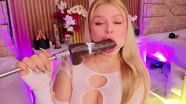 LolaAngellx online show from 03.13.26