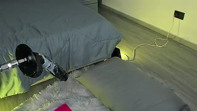 LolaAngellx online show from 04.21.26