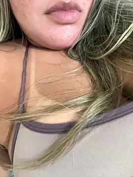 Snapshot of Casadadelicia26 chatting on 11.27.25 Casadadelicia26 online show from 11.27.25