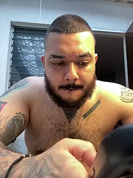 Snapshot of El_Titan1998 chatting on 02.06.26 El Titan1998 online show from 02.06.26