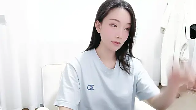 Snapshot of Lucky-kaka999 chatting on 12.01.25 Lucky-kaka999 online show from 12.01.25