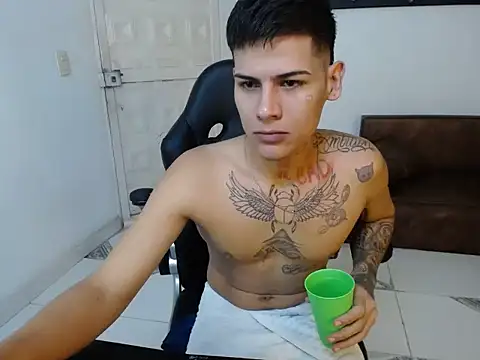 Clyde019 online show from 12.22.24