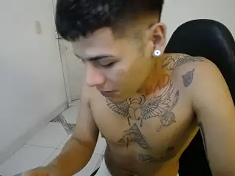 Clyde019 online show from 01.21.25