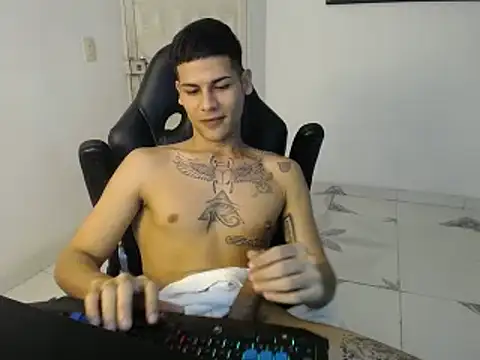 Clyde019 online show from 02.14.25