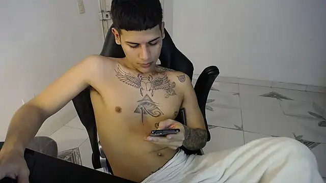 Clyde019 online show from 02.22.25