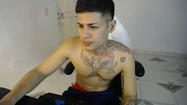 Clyde019 online show from 02.25.25