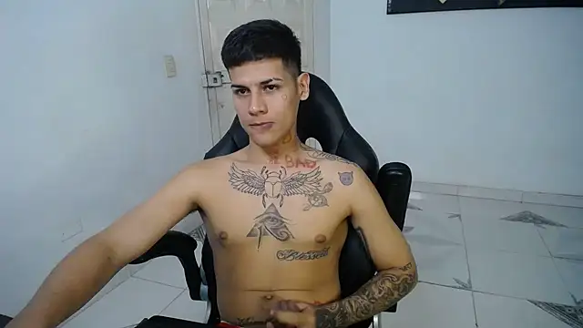 Clyde019 online show from 02.28.25