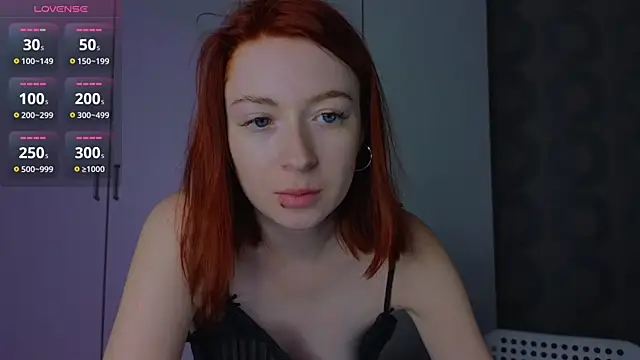 Cuteroxyfoxy online show from 07.14.26