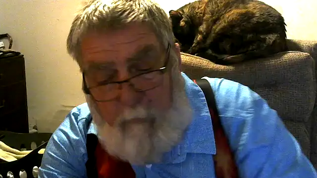 viejo oso online show from 04.10.26