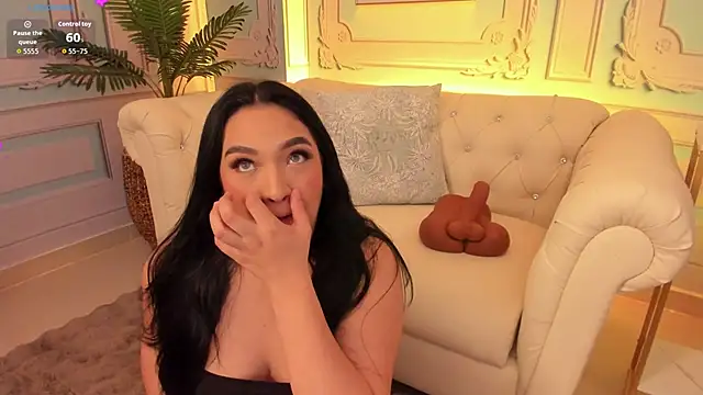 stefany duque1  online show from 11.15.25