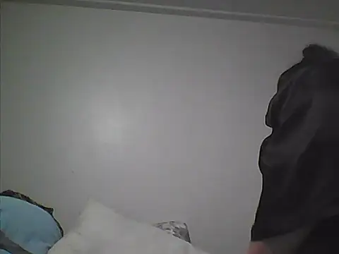 Snapshot of Luciouslouise72@xh chatting on 11.09.25 Luciouslouise72xh online show from 11.09.25