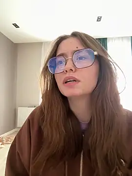 Sabrina shells online show from 04.17.26