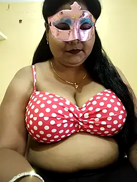 Snapshot of LustyBhabhi chatting on 09.15.25 LustyBhabhi online show from 09.15.25