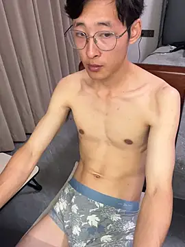 Snapshot of A11414 chatting on 01.15.25 A11414 online show from 01.15.25