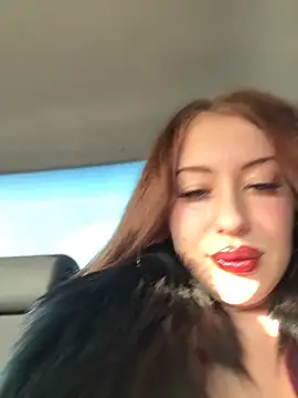 AndreaMood online show from 10.22.25