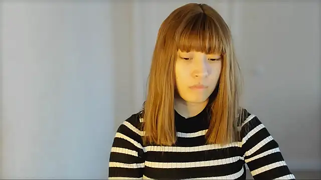 Snapshot of _hannah_baker chatting on 02.10.25 hannah baker online show from 02.10.25