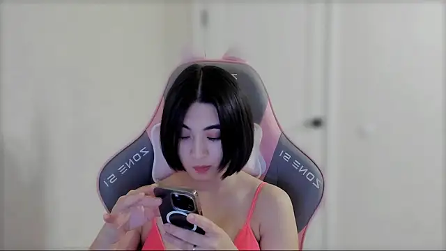 Snapshot of _hannah_baker chatting on 03.10.25 hannah baker online show from 03.10.25