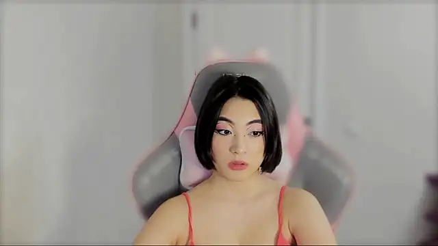 Snapshot of _hannah_baker chatting on 03.11.25 hannah baker online show from 03.11.25