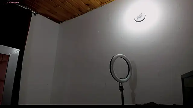 Snapshot of Lana_Parker_01 chatting on 10.09.25 Lana Parker 01 online show from 10.09.25