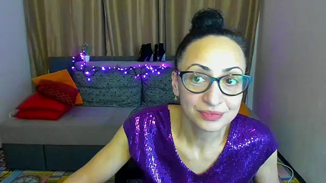 Arianasweety23 online show from 12.31.24