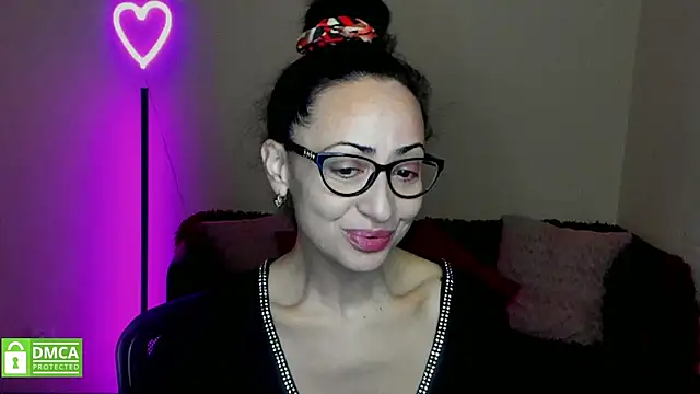 Arianasweety23 online show from 02.10.25