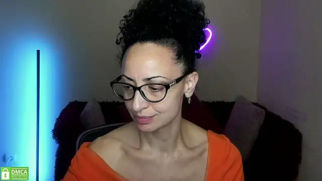 Arianasweety23 online show from 09.15.25