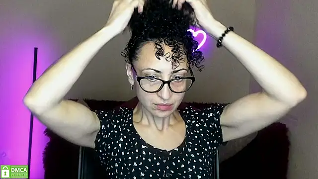 Arianasweety23 online show from 09.16.25